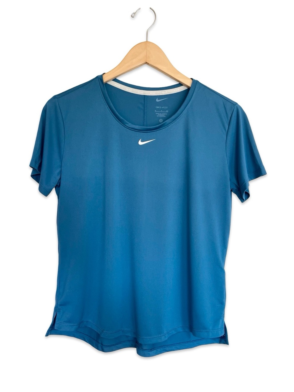 Nike Women’s Dri-Fit blue tee shirt Size S Workout shirt Gym tee Running Active